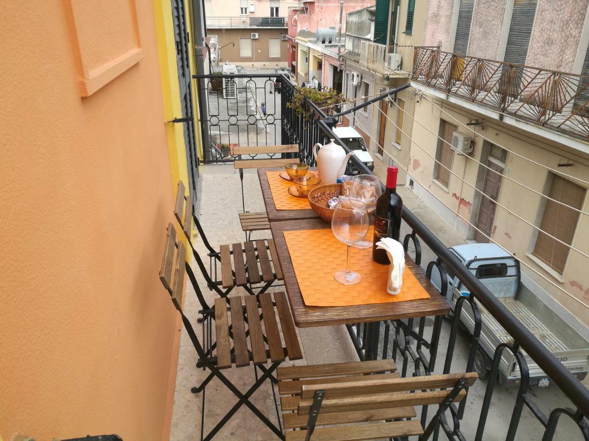 Apartamento Happy House Wifi Free Bici Free Avola Exterior foto